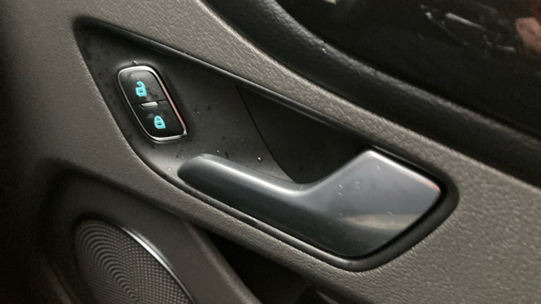 Ford Tourneo Custom Transit Custom Tourneo L2 Diesel Fwd 2.0 EcoBlue 130ps L/R 8 Seater Titanium Auto